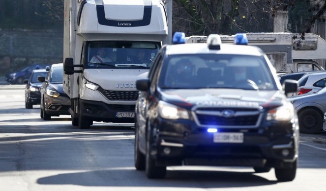 Skinuo pločice sa jakni, pa pokušao da pobegne iz radnje: Uhapšen Srbin u Italiji