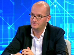 Poseta Makrona značajna iz političkih i ekonomskih razloga, Francuska je značajno tržište