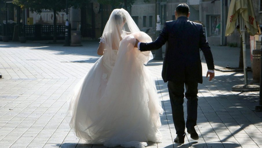 U Beogradu je tokom prošle godine 8.236 parova odlučilo da svoju ljubav ozvaniči pred matičarem