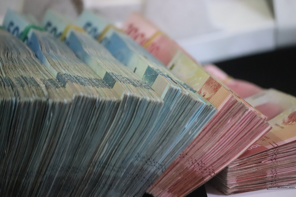 Otkriveno 3.840 lažnih novčanica u Srbiji prošle godine