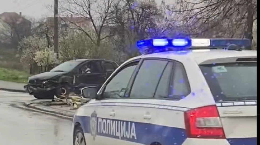 Sudarili se taksista i motociklista u Nišu