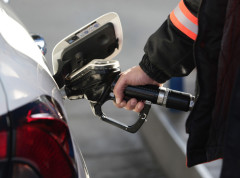 Evrosuper 95 poskupeo za cent