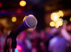 Novi album britanskog kantautora Toma Grenana zauzeo prvo mesto na britanskoj top listi