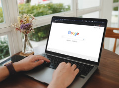 Američki regulatori istražuju Amazon i Gugl zbog praksi u oglašavanju