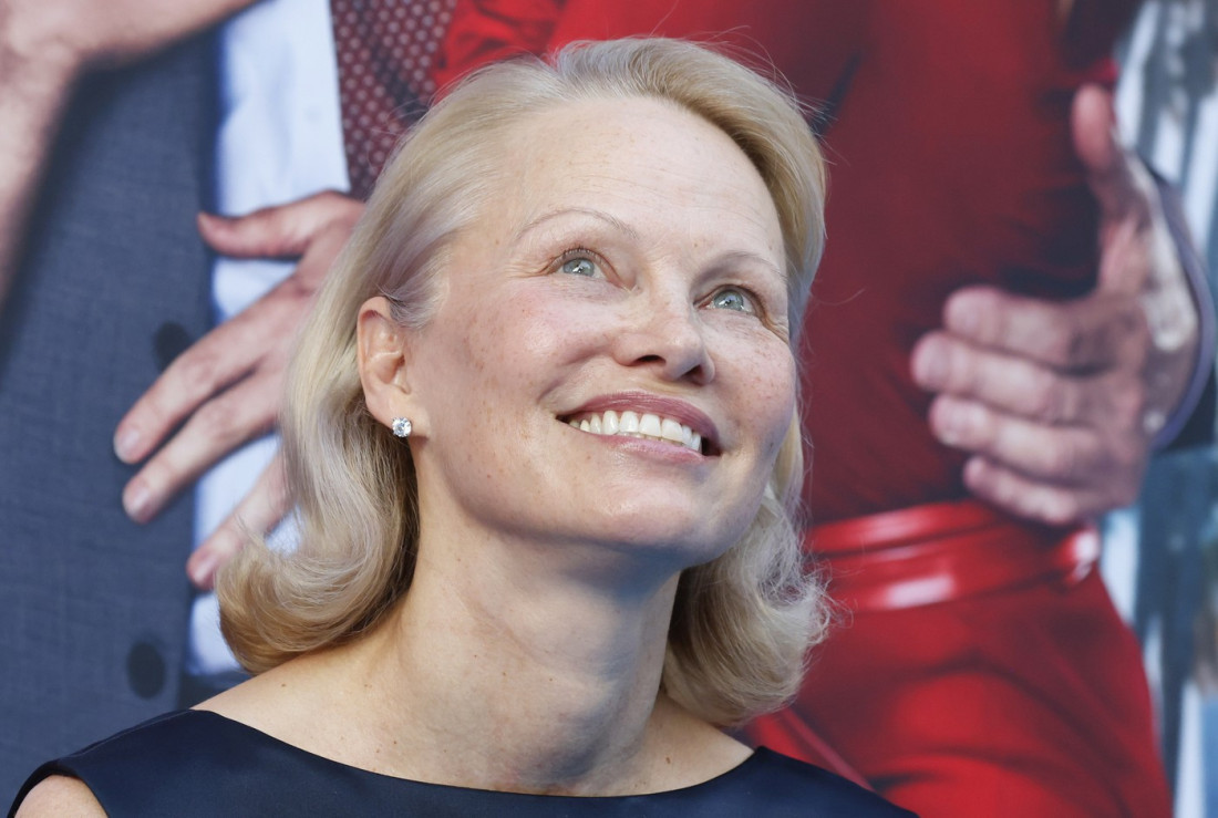 Pamela Anderson ponovo promenila boju kose