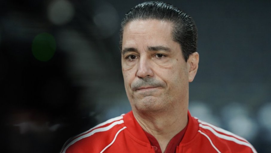 Janis Sferopulos je bivši, Zvezda sa novim trenerom već u Istanbulu?