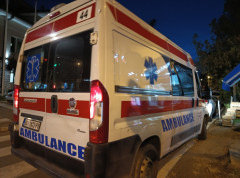 Žena teško povređena u udesu na Avalskom putu