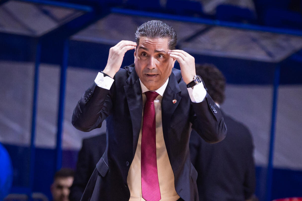 Crvena Zvezda Odlucila da Se Razdvoji sa Trenerom Jiorgosom Sfairopoulosom