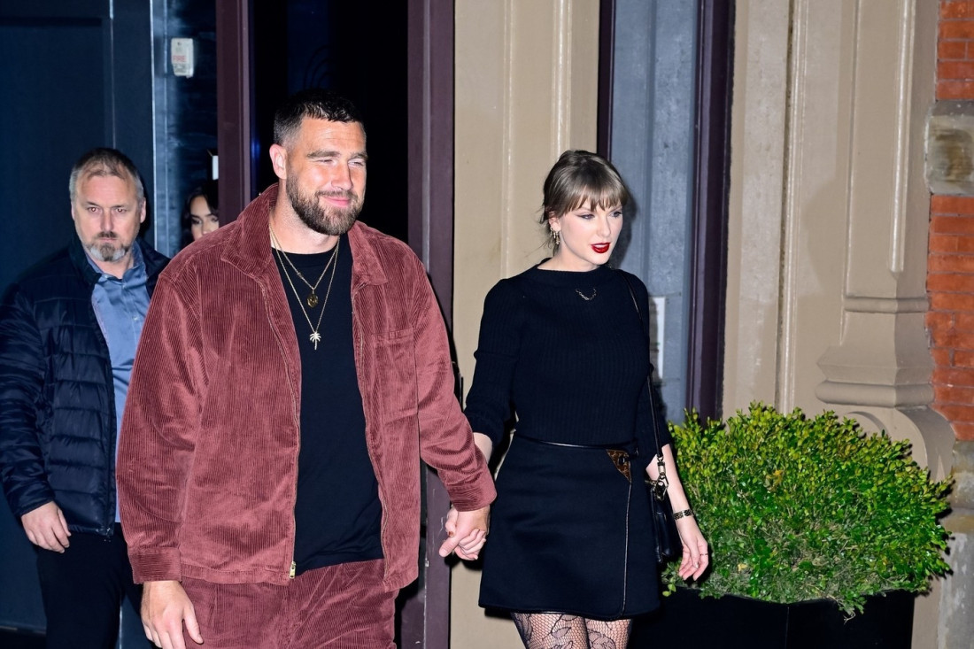 Autfiti Tejlor Svift i Travisa Kelsi-a u izlasku u Njujorku