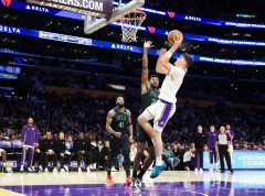 Košarkaši Los Anđeles Lejkersa pobedili Nju Orleans, Njujork savladao Toronto u NBA ligi