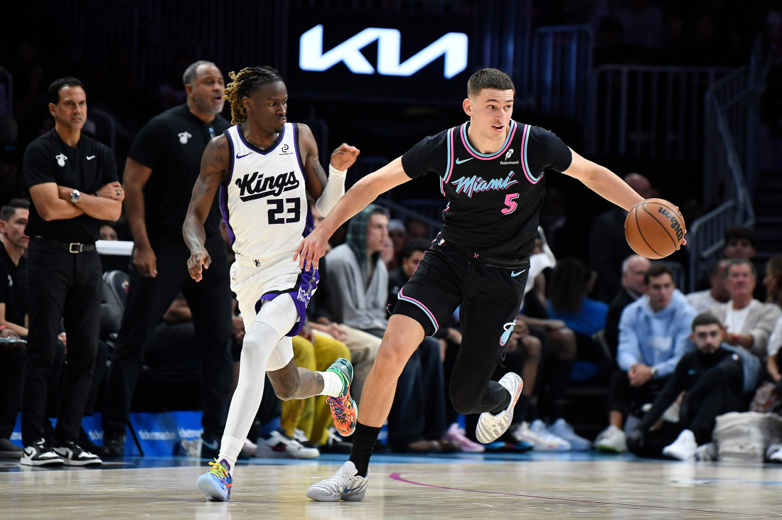 Jović ubacio 12 poena Sakramentu