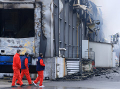 Pronađena tela četiri žrtve u eksploziji i požaru u fabrici, traga se za jednom osobom