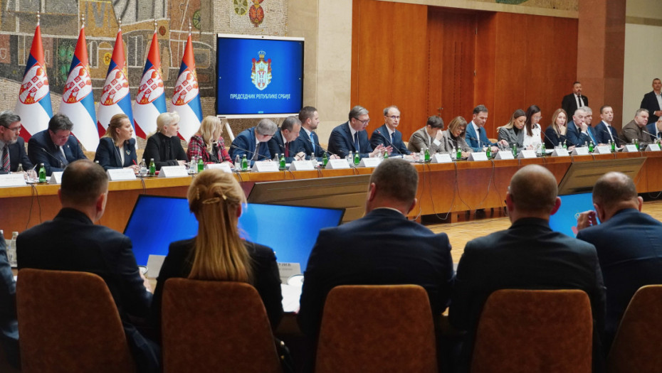 Vučić nezadovoljan ministrima, rekonstrukcija na pomolu