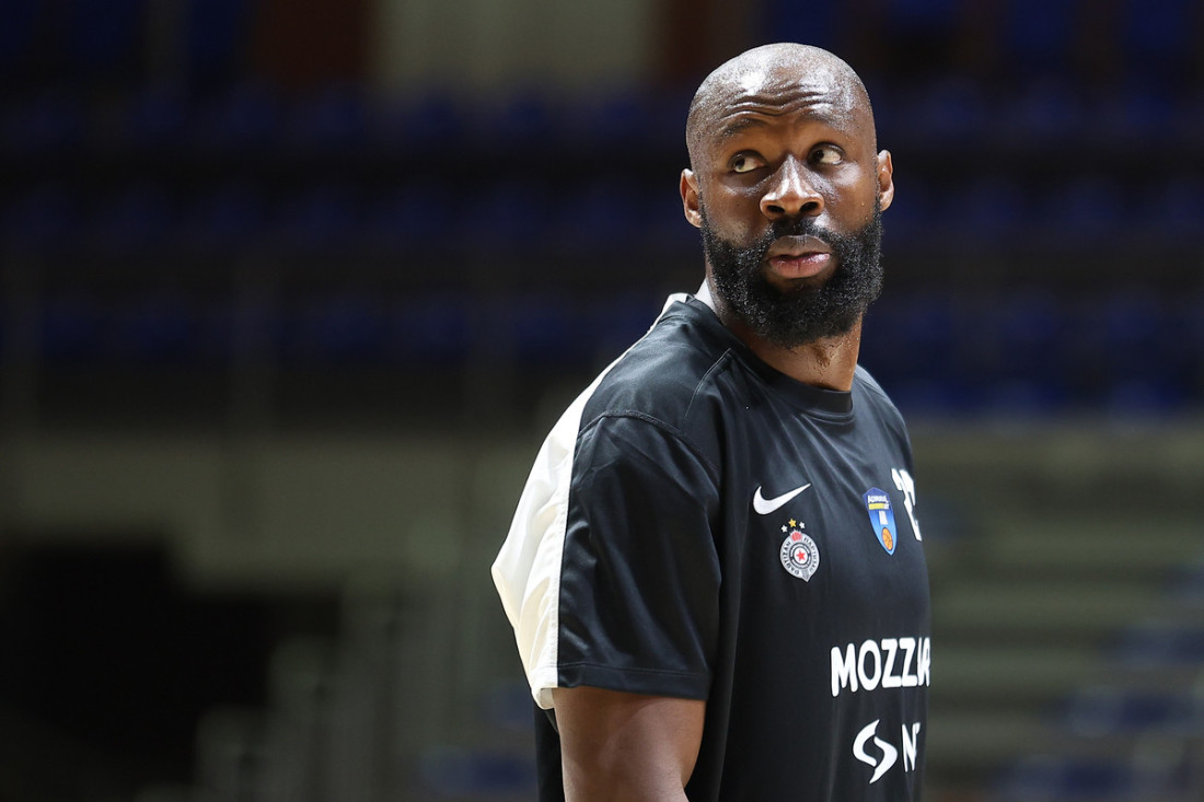 Tonje Džekiri pred meć sa Armanijem