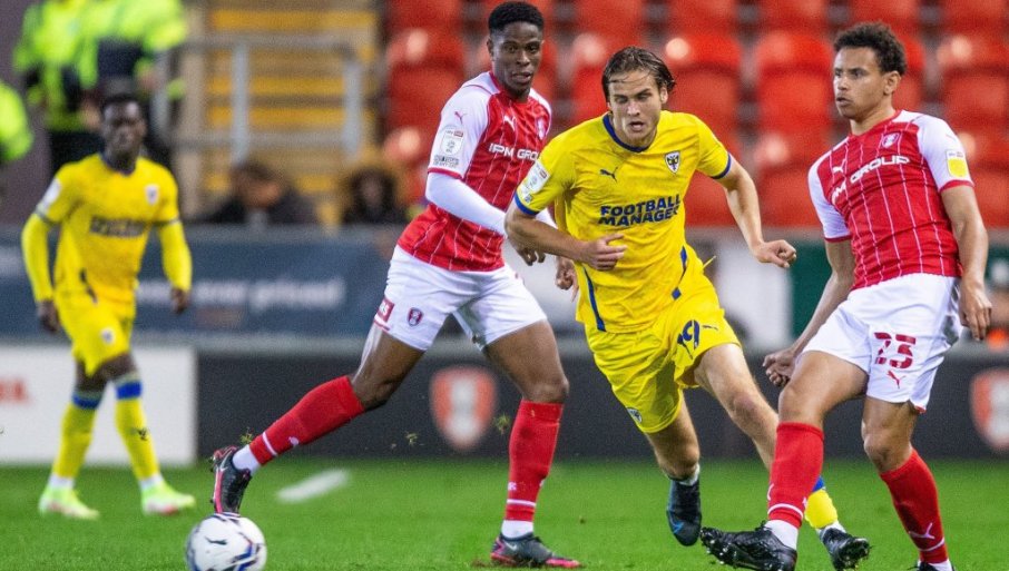 PRIMAMLJIVA KVOTA ZA BAR JEDAN GOL GOSTIJU: „Luda družina“ napada „fenjeraša“