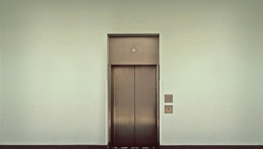 Za zamenu starih liftova i ugradnju novih do milion dinara bespovratne pomoći