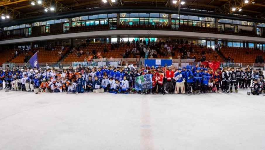 U Novom Sadu održan međunarodni turnir u hokeju na ledu za decu