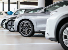 Uvoz novih putničkih automobila u Rusiju porastao za 40 odsto međugodišnje