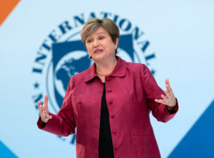 Rat na Bliskom istoku usporiće globalni rast, sva tri scenarija loša