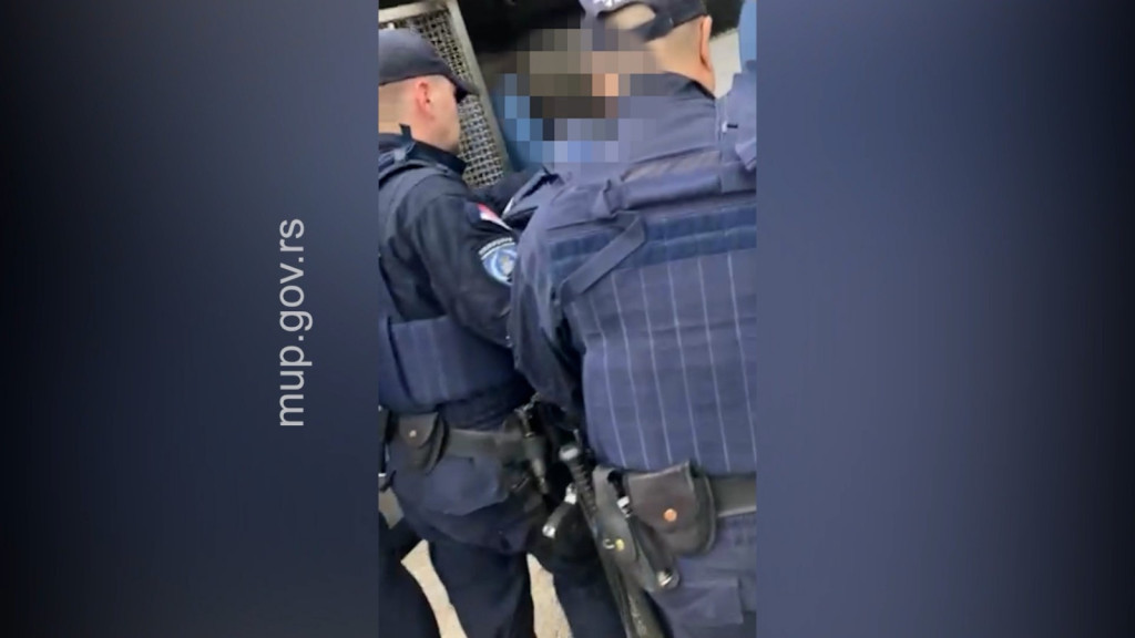 Maksimalan kazna za oca predatora