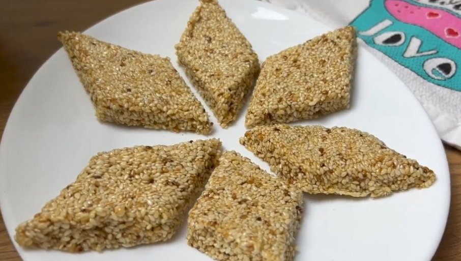 ZAČAS GOTOVI: Pasteli najzdraviji slatkiš na svetu (VIDEO)