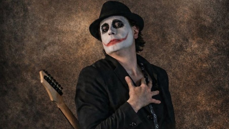 U Klubu RTS umetnik predstavlja roman, likovnu izložbu i muzički album