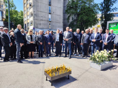 Odata počast vojnicima JNA ubijenim u Dobrovoljačkoj ulici pre 34 godine