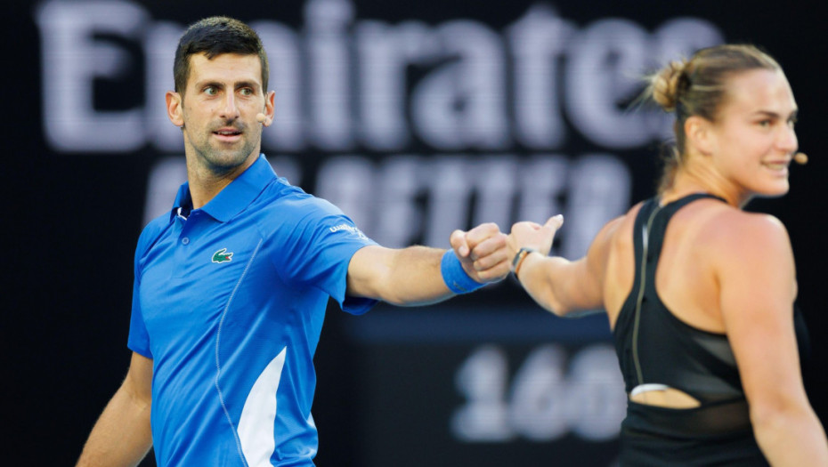 novak djokovic arina sabalenka rolan garos zagrljaj