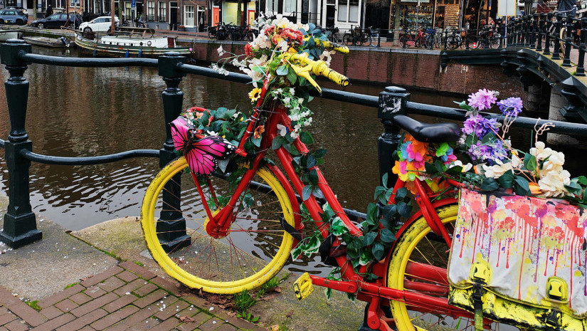 Amsterdam zabranio reklame za meso i fosilna goriva